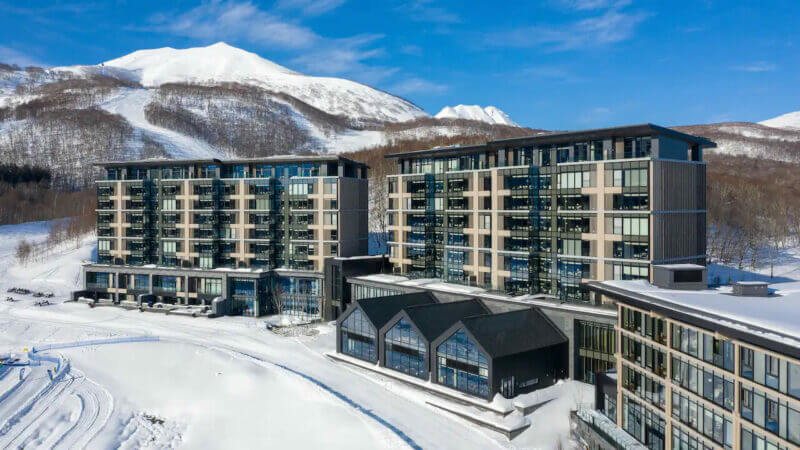 Park-Hyatt-Niseko-Hanazono-P071-Exterior.16x9